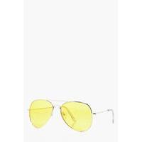 lense aviator sunglasses yellow