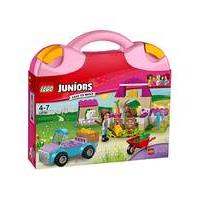 LEGO Juniors Mia\'s Farm Suitcase
