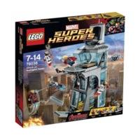LEGO Marvel Super Heroes - Attack on Avengers Tower (76038)
