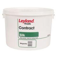 Leyland Trade Contract Magnolia Silk Emulsion Paint 10L