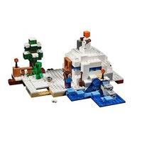 LEGO Minecraft The Snow Hideout