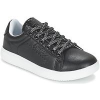 le temps des cerises sacha girlss childrens shoes trainers in black