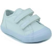 Le Coq Sportif  DEAUVILLE boys\'s Children\'s Shoes (Trainers) in white