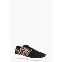 leopard sports trainer black