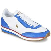 Le Coq Sportif AZSTYLE GUM men\'s Shoes (Trainers) in white