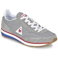 Le Coq Sportif AZSTYLE GUM men\'s Shoes (Trainers) in grey