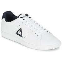 Le Coq Sportif COURTONE S LEA men\'s Shoes (Trainers) in white