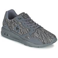 Le Coq Sportif LCS R900 INTERSTELLAR JACQUARD men\'s Shoes (Trainers) in grey