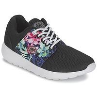 le temps des cerises fly womens shoes trainers in black