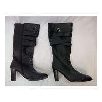 Legroom - Size: 9 - Black - Boots