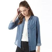 levis womens modern 1 pocket denim shirt medium bright