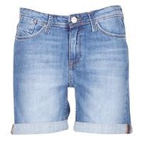 Lee BOYFRIEND SHORT women\'s Shorts in Blue