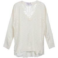 le temps des cerises amarok womens sweater in white