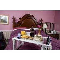 Little English Guesthouse Bed and Breakfast