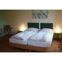 LITTY\'S HOTEL