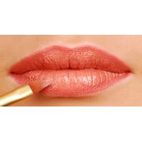 Lip Liner with Small Blush