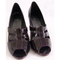 limited collection size 6 purple court shoes