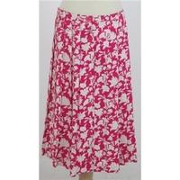 Liberty Plus size M Pink Pleated skirt