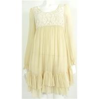 Lipsy Size 10 Cream And White Dress With Lace Detailing