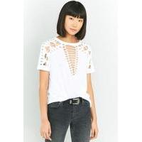 light before dark macrame short sleeve black t shirt white