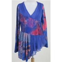 Lia from Tivoli, size M blue & pink tie-dye effect tunic