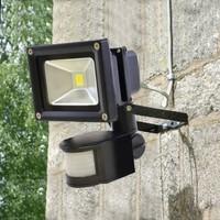 Lloytron 10 Watt Motion-Activated LED Security Welcome Light