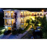 Loukas Hotel & Apartments