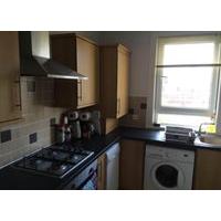 Looking for flat mate for well furnished city centre student flat