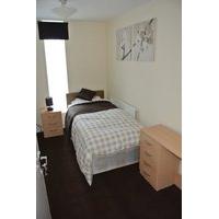 Lovely Room in Friendly House share