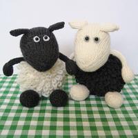 Loopy Sheep in DK by Amanda Berry - Digital Version
