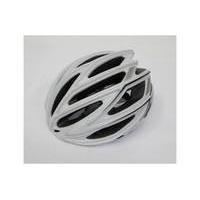 Louis Garneau Edge Helmet (Ex-Demo / Ex-Display) (Ex-Demo / Ex-Display) Size: L | White