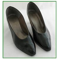 Lotus Plus - Size: 5.5 - Black - Court shoes