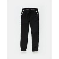 loose fit trousers