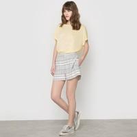 Loose Fitting Striped Shorts