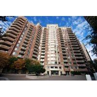 Luxury Apartments at Pentagon City Center