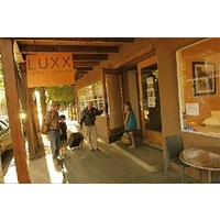 Luxx Plaza Hotel