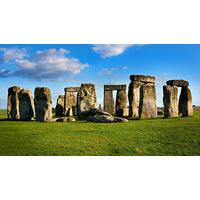 Luxury Coach Tour to Stonehenge for Two