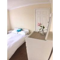 luxury house share newly refurbed and furnished 12 min walk to bromley ...