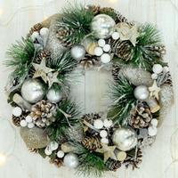 Luxury Artifical Wreaths - 1 \'Snow-white\' Christmas Wreath