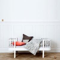 LUXURY WOOD TODDLER BED in White
