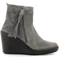 lumberjack sw18401 001 a01 ankle boots women womens mid boots in grey