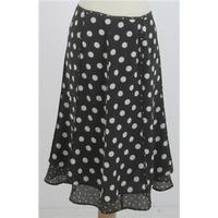 Lucia size 16 brown and white spotted skirt