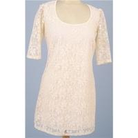 m co size 10 cream lace dress