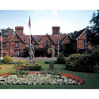 macdonald alveston manor hotel