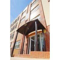 max serviced apartments reading number 18