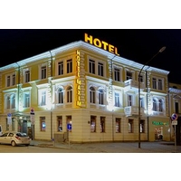 Maxim Boutique Hotel