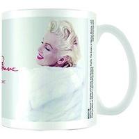Marilyn Monroe - White Fur Ceramic Mug In Presentation Box.