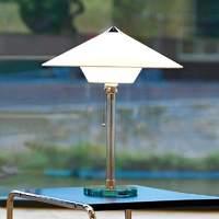 Masterful Wagenfeld table lamp US, conical