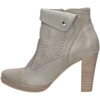 Marika Milano Sofia Casual Boots women\'s Mid Boots in BEIGE