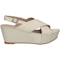 Mally 5669 Wedge sandals Women Bianco women\'s Sandals in white